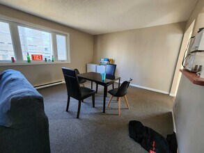 46 Collingwood St in Kingston, ON - Building Photo - Building Photo