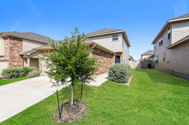 9315 Evening Shade Ct in San Antonio, TX - Building Photo - Building Photo