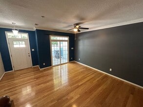 4175 Mariners Point Rd in Norfolk, VA - Building Photo - Building Photo