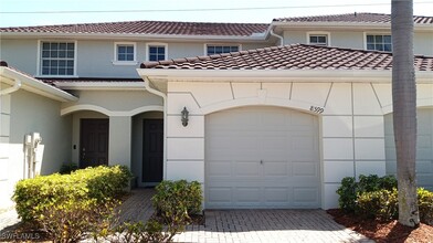 8599 Athena Ct in Lehigh Acres, FL - Foto de edificio - Building Photo