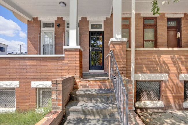 property at 1600 Appleton St