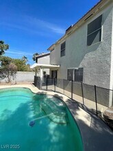 9617 Pine River Ln in Las Vegas, NV - Building Photo - Building Photo