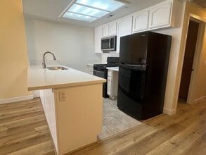 11620 Warner Ave in Fountain Valley, CA - Building Photo - Building Photo