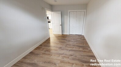 81 Park Dr, Unit A in Boston, MA - Building Photo - Building Photo