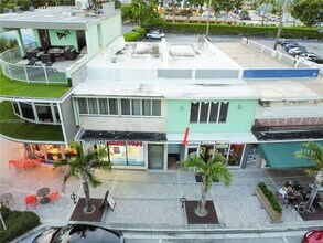 905 Sunrise Ln in Fort Lauderdale, FL - Building Photo - Building Photo