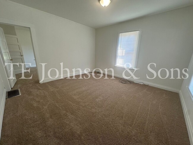 property at 2037 Thurmond St