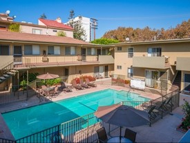 Sherman Oaks Riviera Apartments