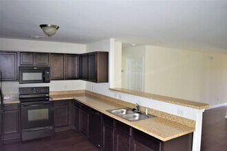 58 Hasty Point Rd in Port Wentworth, GA - Building Photo - Building Photo