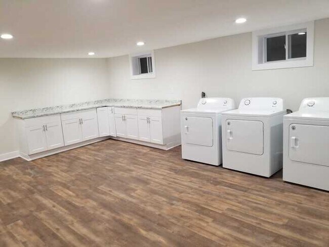 6020 Metcalf Ln-Unit -3A in Overland Park, KS - Foto de edificio - Building Photo