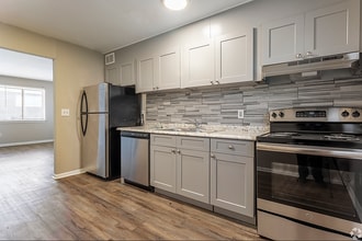 Waldorf Creek Apartments in Forest Park, GA - Building Photo - Building Photo