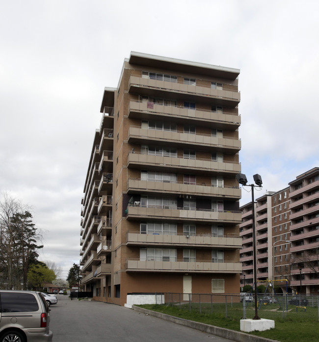 Morningside Apartments in Toronto, ON - Building Photo - Building Photo