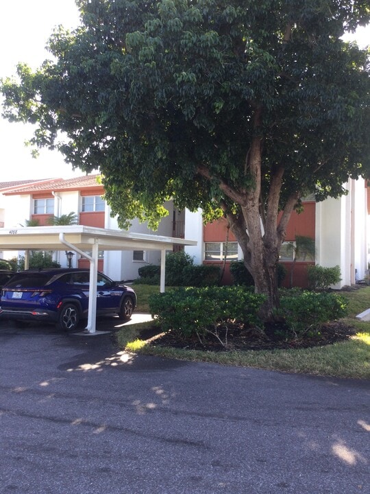 4788 Independence Dr in Bradenton, FL - Building Photo