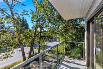 Don Quadra Apartments in Victoria, BC - Building Photo - Building Photo