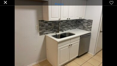 406 Santa Rosa Dr in Garland, TX - Building Photo - Building Photo