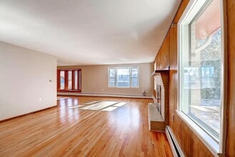 3847 Linda Vista Ln, Unit House in Colorado Springs, CO - Building Photo - Building Photo
