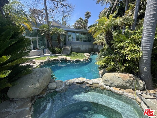 28775 Sea Ranch Way in Malibu, CA - Building Photo - Building Photo