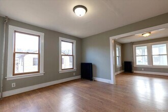 22 Buckingham Rd in Mansfield, CT - Building Photo - Building Photo