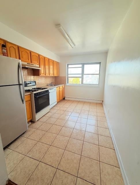 property at 3600 Charles Ct