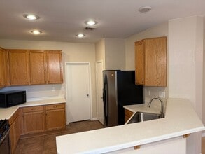 1358 Grass Creek Ave in Henderson, NV - Building Photo - Building Photo