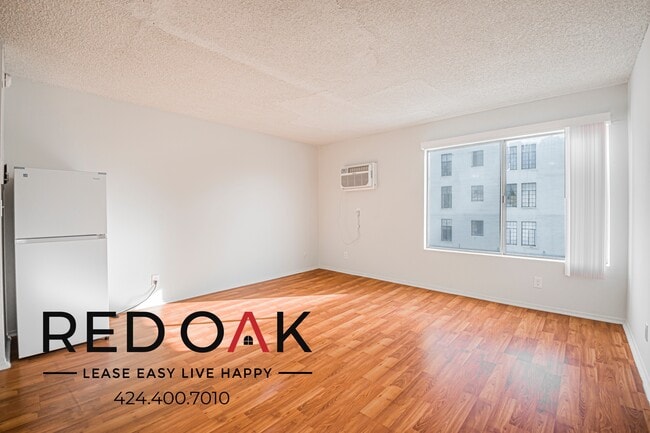 property at 500 S Hobart Blvd