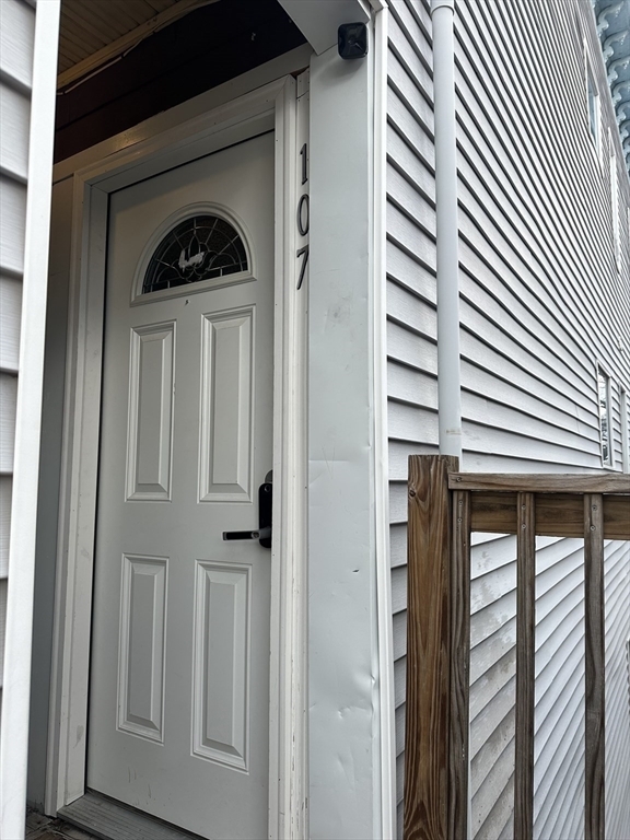 107 Cedar St in Fitchburg, MA - Building Photo - Building Photo