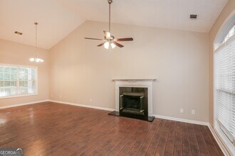 525 Flintlock Dr in Dacula, GA - Building Photo - Building Photo