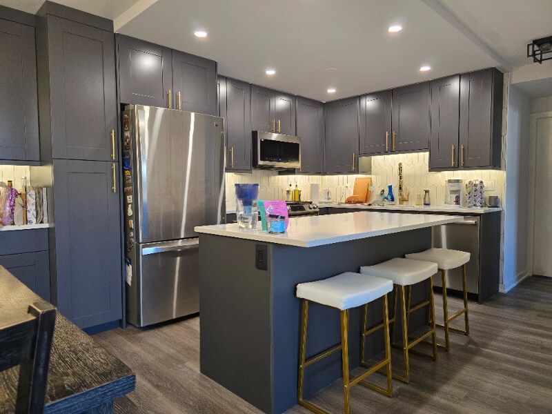 40 E Cedar St in Chicago, IL - Building Photo