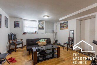 631 W Arlington Pl, Unit GDN in Chicago, IL - Building Photo - Building Photo