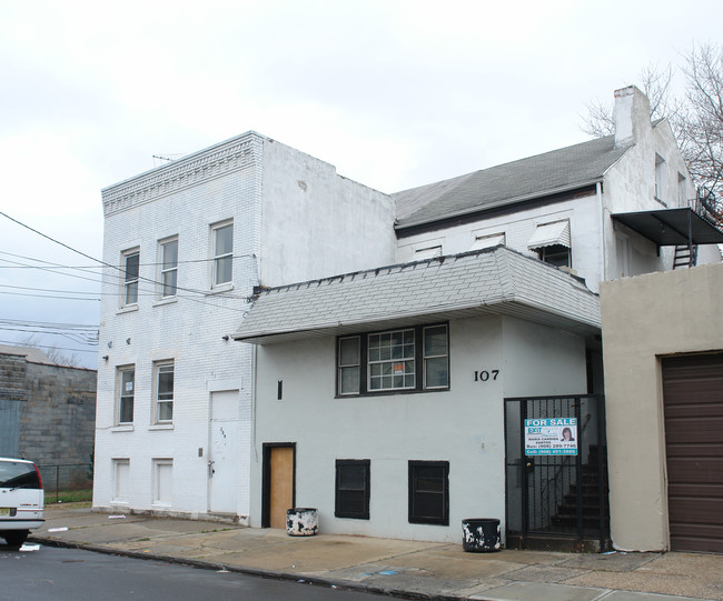 107 Marshall St in Elizabeth, NJ - Building Photo - Building Photo