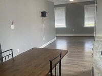 1613 W Pratt St photo'