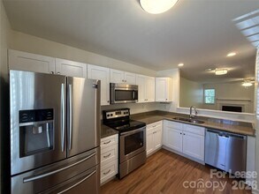 639 Mountainwater Dr in Charlotte, NC - Foto de edificio - Building Photo