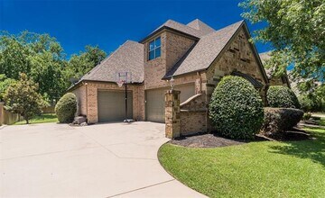 6208 Riverview Cir in Fort Worth, TX - Foto de edificio - Building Photo