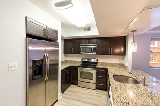 1621 E Capitol St SE in Washington, DC - Building Photo - Building Photo
