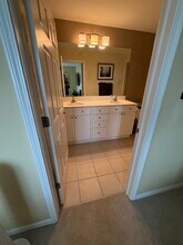 1640 Maple Ave, Unit 1505 in Evanston, IL - Building Photo - Building Photo