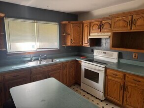 809 Lynn Ln in Rossville, GA - Foto de edificio - Building Photo