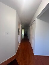 2706 Grange Ct in Hamilton, NJ - Foto de edificio - Building Photo