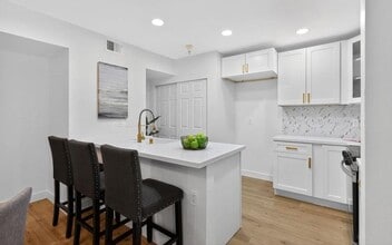 199 E Warren Common in Fremont, CA - Building Photo - Building Photo