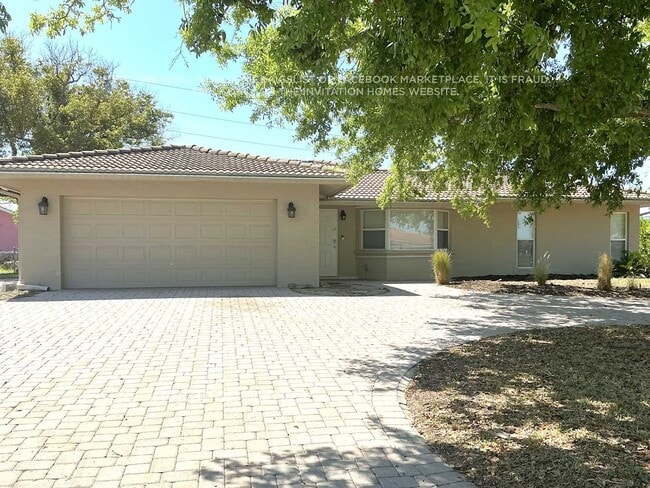 property at 122 Van Dyck Dr