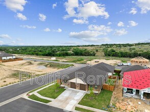 101 Leon Ln in Copperas Cove, TX - Foto de edificio - Building Photo