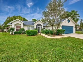 17567 84th Ct N in The Acreage, FL - Building Photo