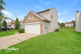 11120 Fall Dr in Indianapolis, IN - Building Photo - Building Photo