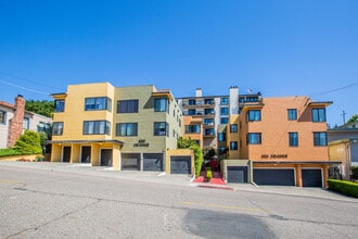 230 Orange in Oakland, CA - Building Photo - Building Photo