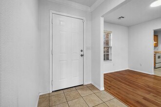 706 SW Sandrock Rd in Bentonville, AR - Building Photo - Building Photo