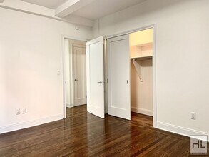 WEST 68 STREET, Unit 1C in New York, NY - Foto de edificio - Building Photo