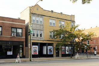 3533-3535 W Fullerton Ave in Chicago, IL - Building Photo - Building Photo