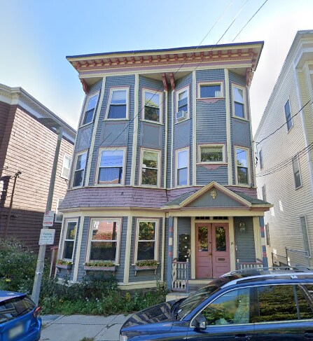 16 Fisher Ave, Unit 3