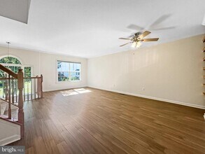 12402 Everest Peak Ln in Woodbridge, VA - Building Photo - Building Photo