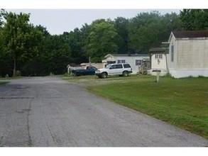 Pine Grove Homes Mobile Home Park in Mercer, PA - Building Photo - Building Photo