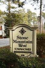 Stone Mountain Townhomes in Stone Mountain, GA - Building Photo - Building Photo
