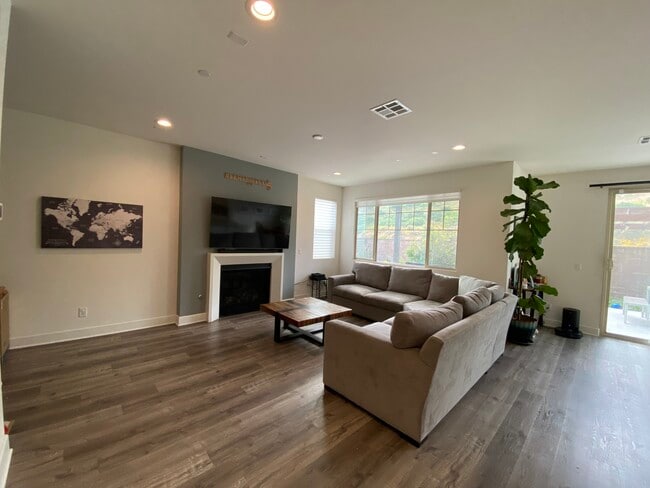 3175 Salina Rd in Carlsbad, CA - Building Photo - Building Photo